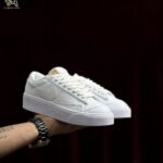 کتونی نایک Blazer Low رنگ سفید – اسپرت و روزمره زنانه
